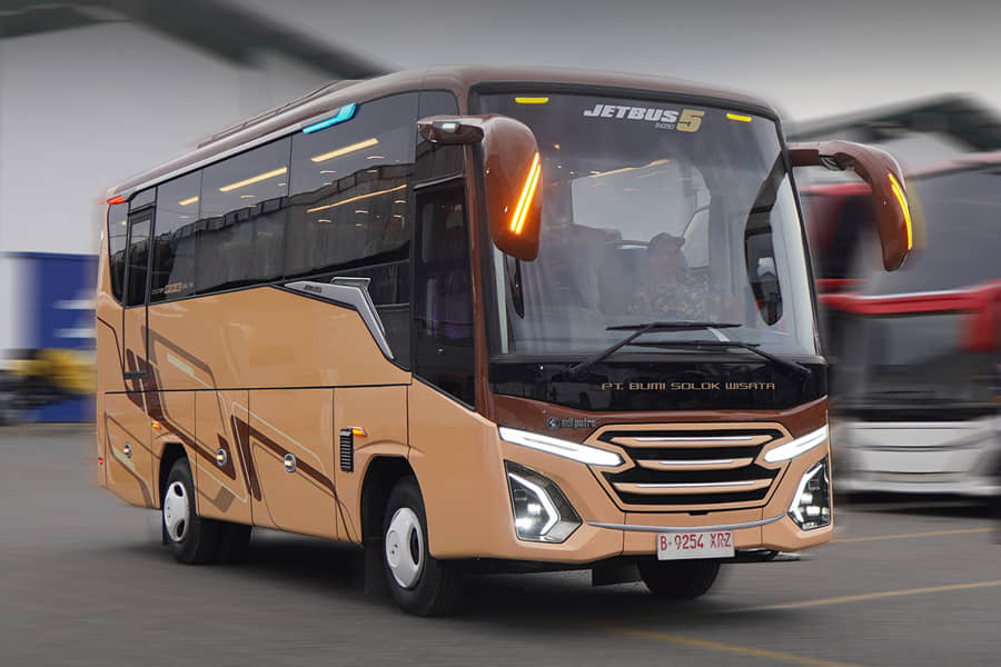 Medium Bus Jetbus 5
